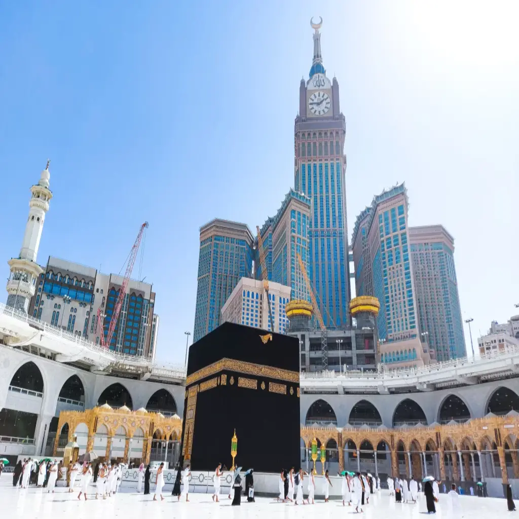pilgrims in kaaba in macca al haram umrah social 2023 11 27 04 49 04 utc 1024x768 2